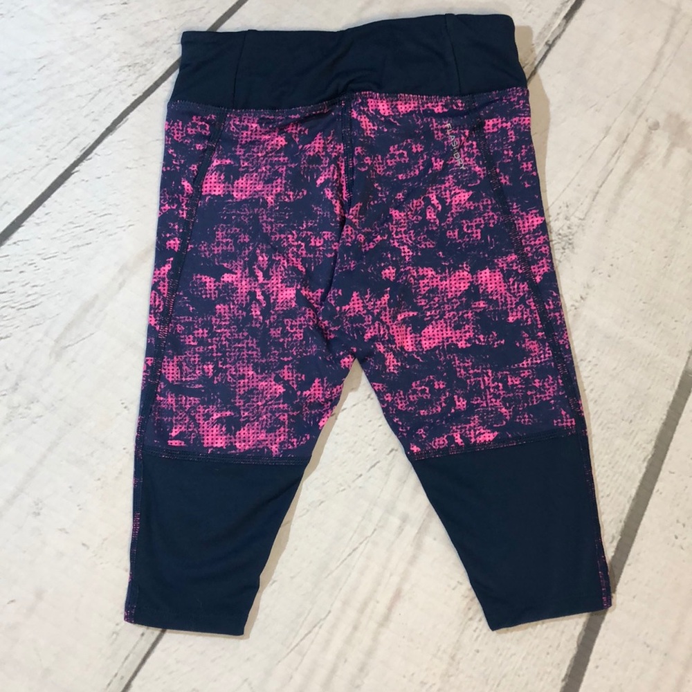 North Face Pulse Capri Leggings, XS - Picture 8 of 8